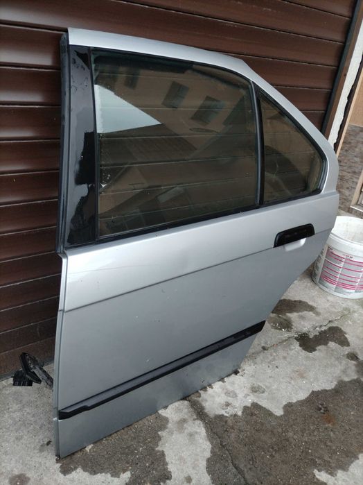 Едрогабаритни части за бмв е36 седан