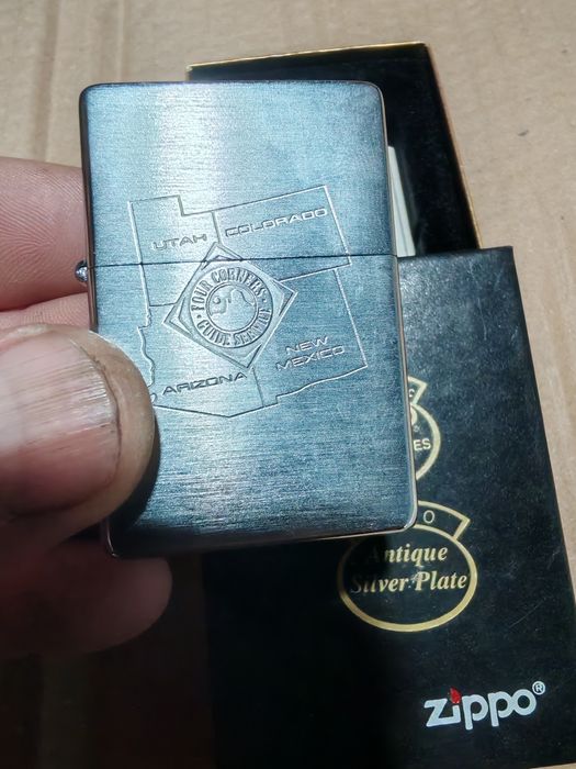 Продам зажигалку зипо