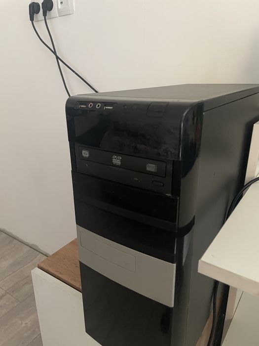 Игровой(рабочий) компьютер с монитором | i5 / GTX 650 / 8GB / SSD