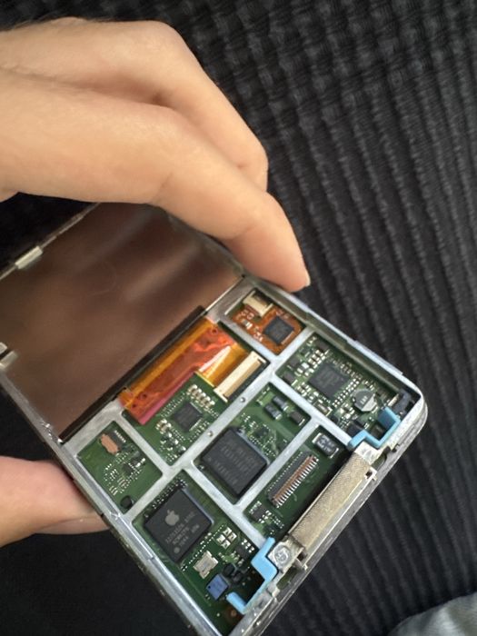 Ipod classic 7th gen за части