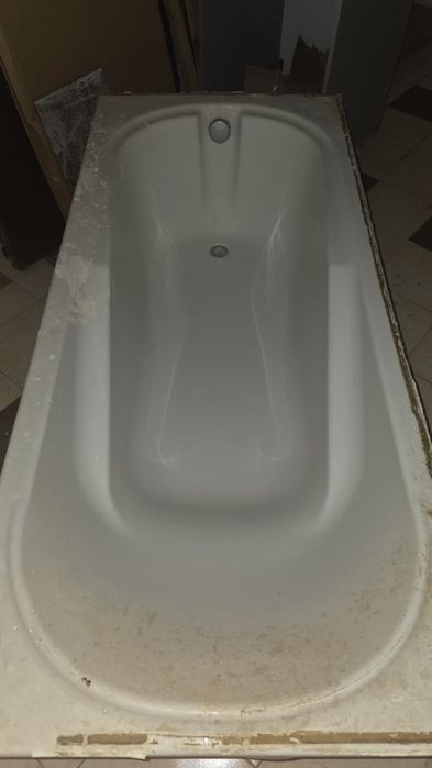 Ванна акриловая 170×80×52 см