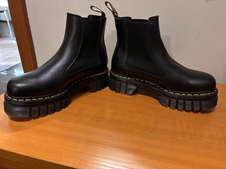 Dr. Martens Боти Chelsea в Черно