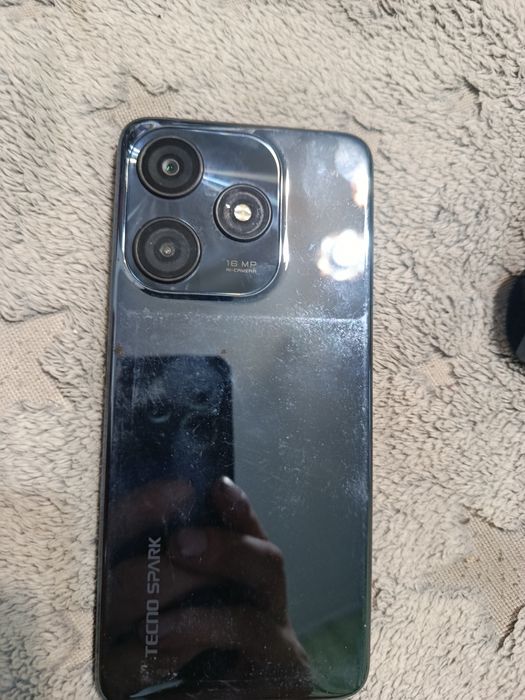 Техно  спарк 1 0