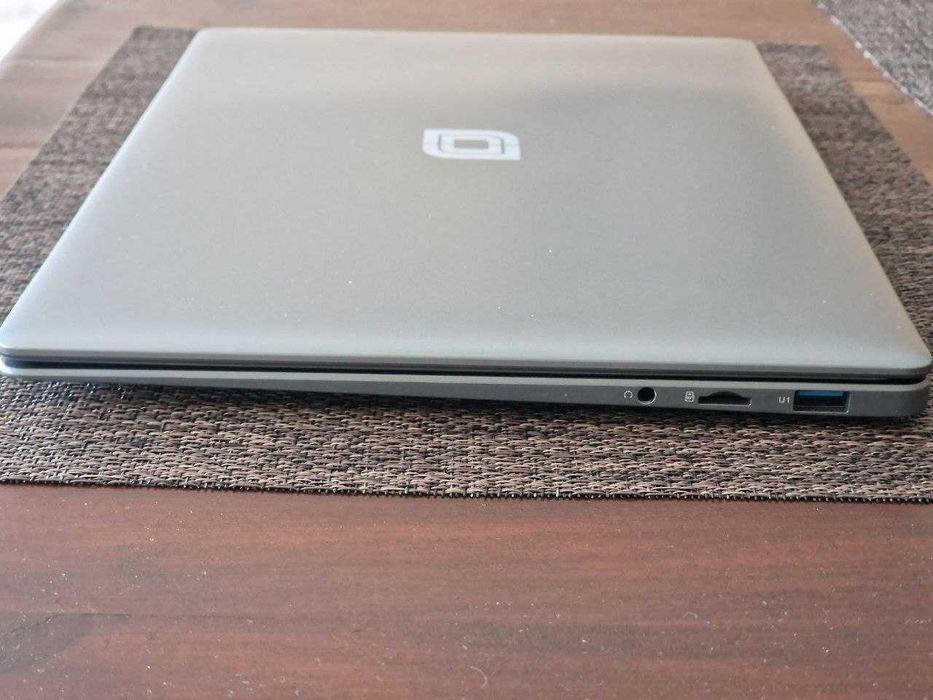 Лаптоп EZbook S5 + чанта