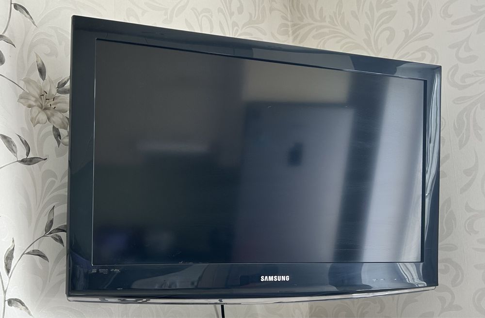 Телевизор самсунг