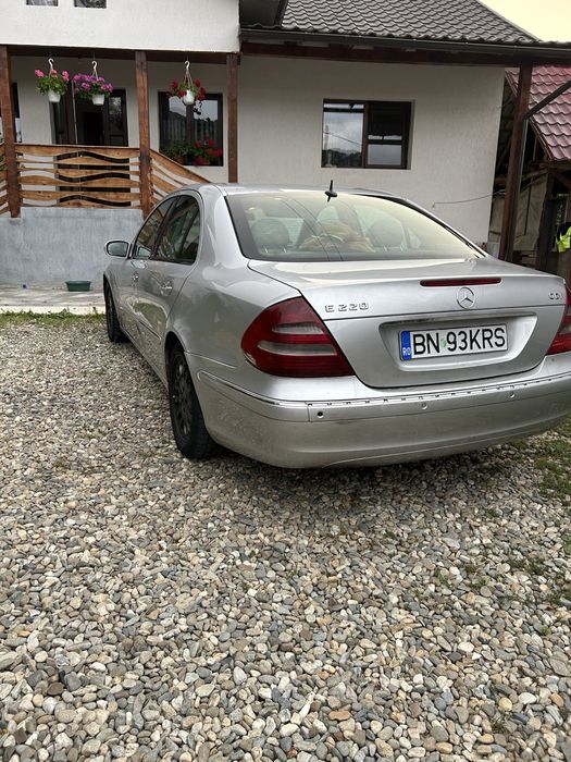 MERCEDES-BENZ E-Class 2003 — imagine 4