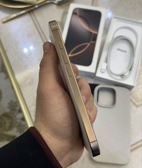 Iphone 16 pro ideal 10/10