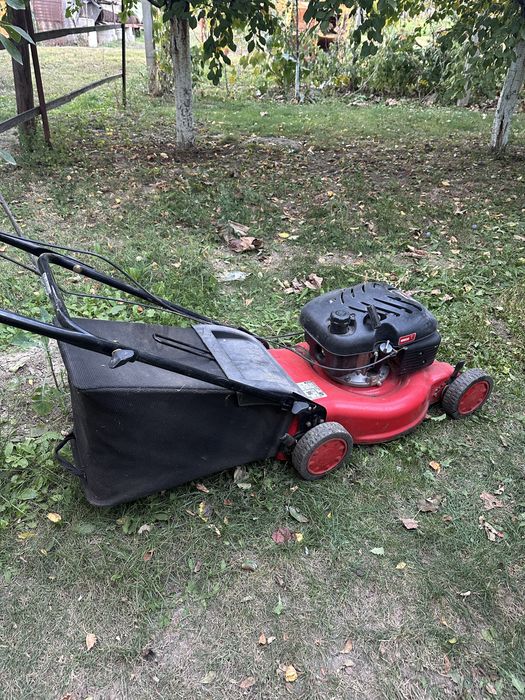 Masina de tuns iarba/gazonul MTD Thor X OHV