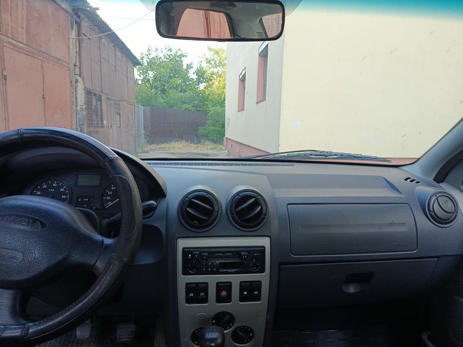 DACIA Logan 2004 — imagine 3