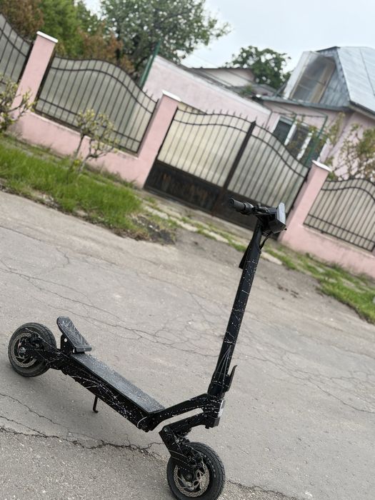 trotineta electrica kukirin g2