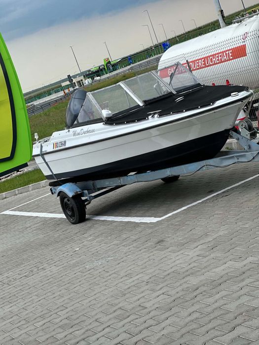 Vand barca Bayliner Capri motor Yamaha 60cp 4T
