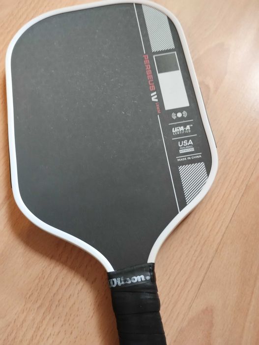 Падел ракета за пикълбол