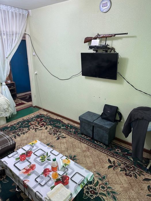 1 комнатная с мебелью и техникой в 8 микрорайоне