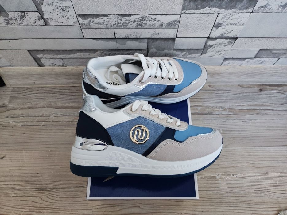 Дамски ежедневни обувки