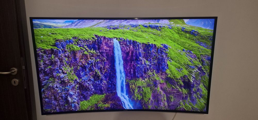 TV Samsung 139cm curbat