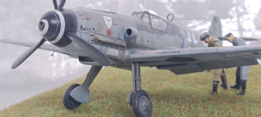 Сборная модель самолёта Bf-109 G-10