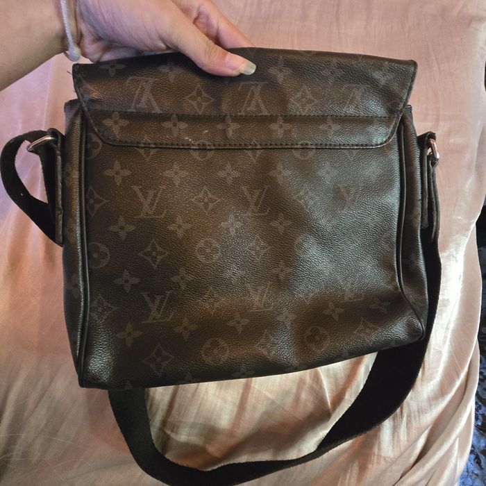 Чатна тип louis vuitton