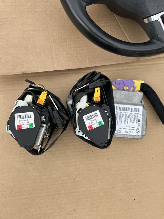 Vând planșă bord VW Golf 6 model 2010 Mk 6 cu toate aerbagurile