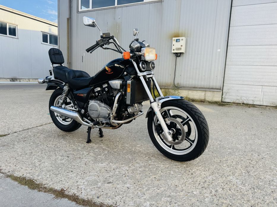 Rate Fixe FARA AVANS Honda Magna vf700 Livrare GRATUITA Buyback