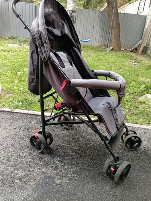 Срочно Продам коляску Tomix