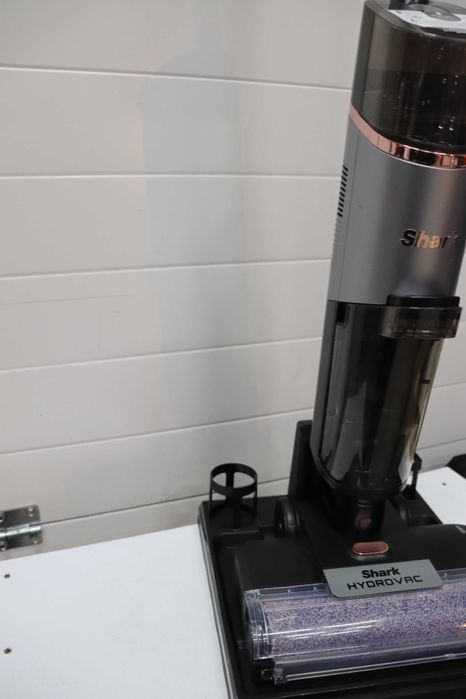 Прахосмукачка за сухо/мокро почистване Shark HydroVac WD210 UK щепсел