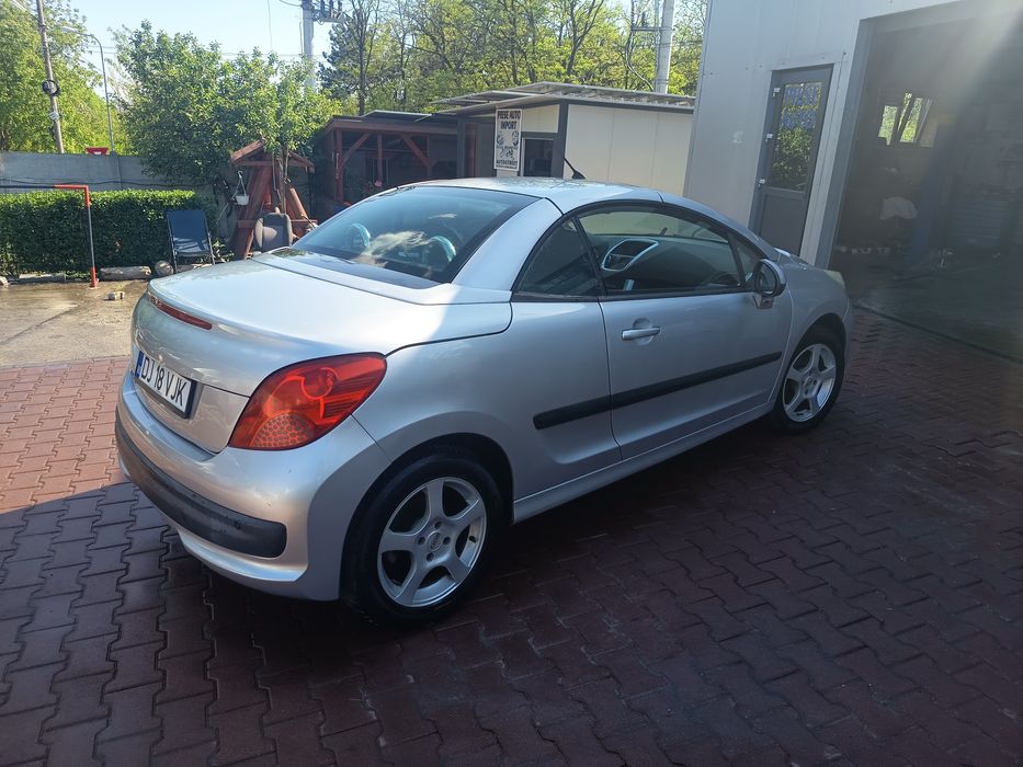 Peugeot 207 CC decapotabila