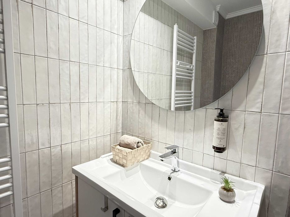 Cazare Regim Hotelier Arad / Adora Park / Centru / Langa Autostrada