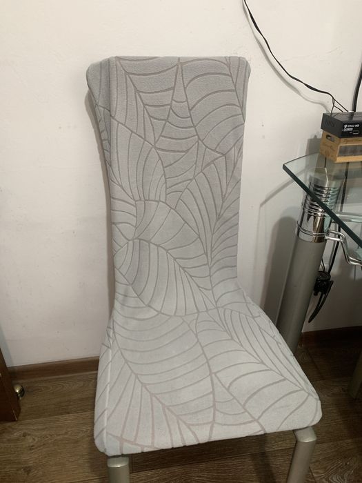 Продам чехлы на стулья