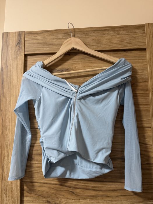 Self porttrait блуза