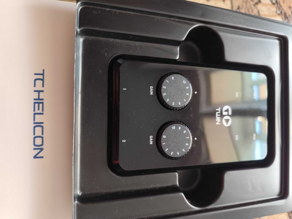 TC Helicon Go Twin Interfață audio iOS și Android