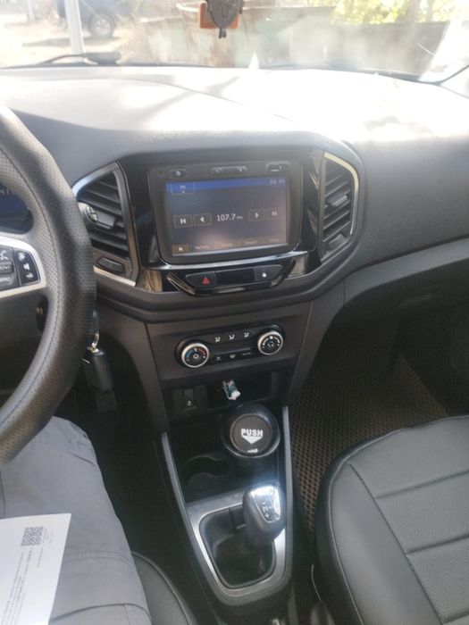 Продаю лада х- рэй