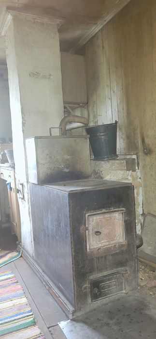 Продам дом в хорошем районе не далеко от города