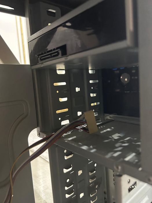 Продам компьютер настольный