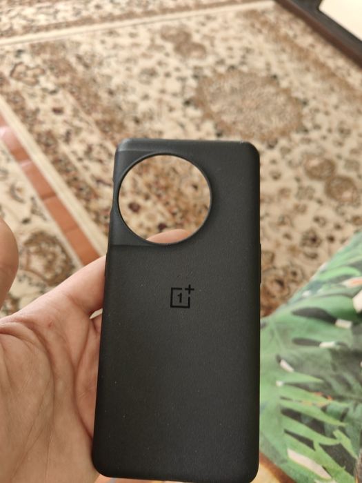 Продам новый чехол для one plus 11,11r