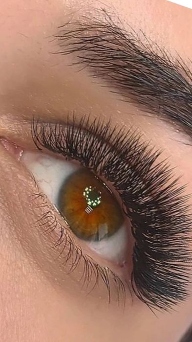 Наращивание ресничек