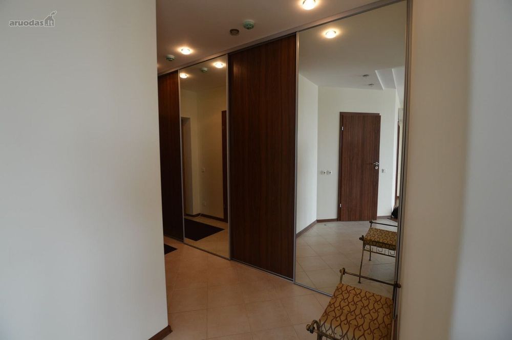 Продава се Двустаен апартамент в София, Банишора - 69 кв.м за 1020 €/кв.м - Снимка #6