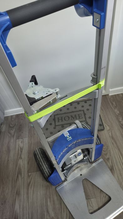 Акумулаторна количка за изкачване по стълби SAL Pro FOLD-L 170