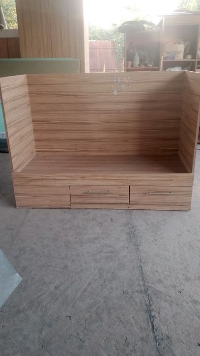 Продаётся кровать детская