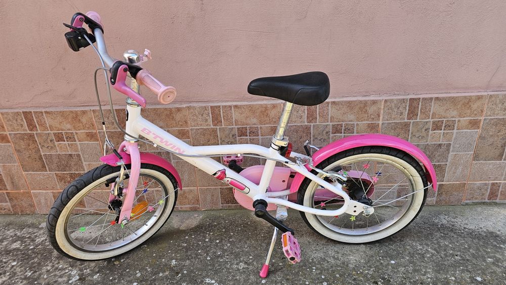 Vand bicicleta de copii