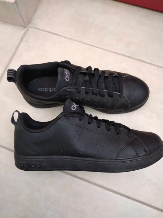 Маратонки Adidas номер 41