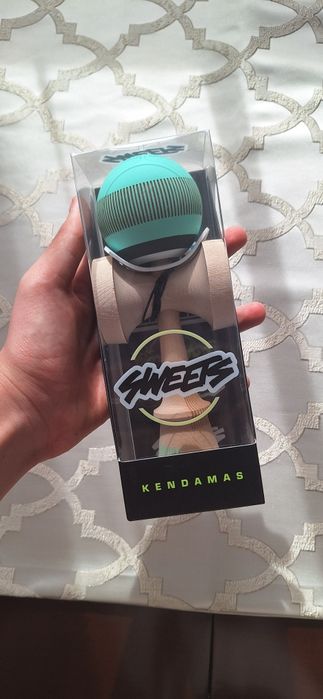 Kendama sweets broken bones noua
