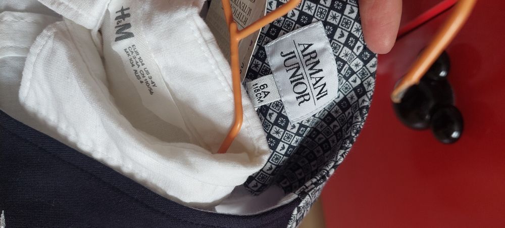 ARMANI оригинален нов елек с риза HM 104 см