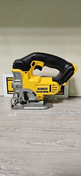 Dewalt Зеге DCS331 18V.