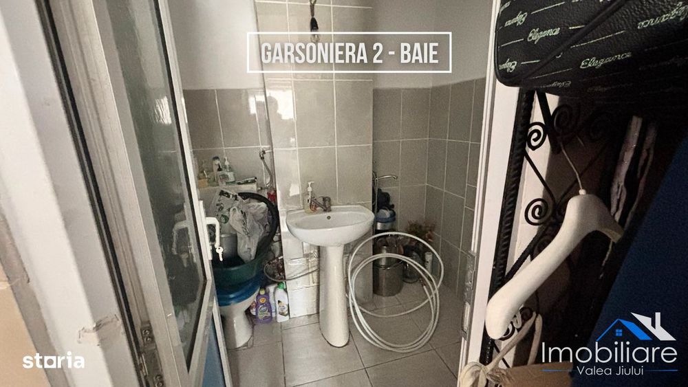 2 Garsoniere de vanzare, Petrosani, Str. Aviatorilor, langa posta