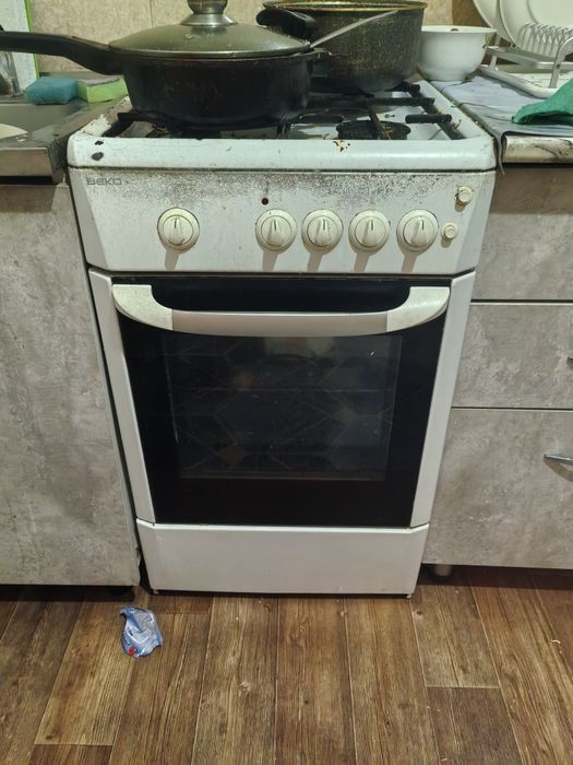Продам, духовка работает