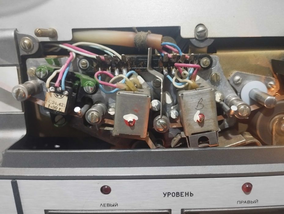 Magnetofon funcționabil Polonez