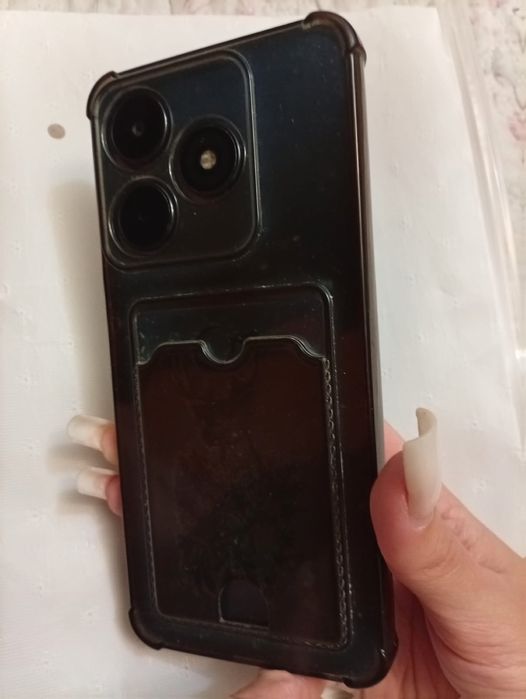 Продам б/у телефон Tecno Spark