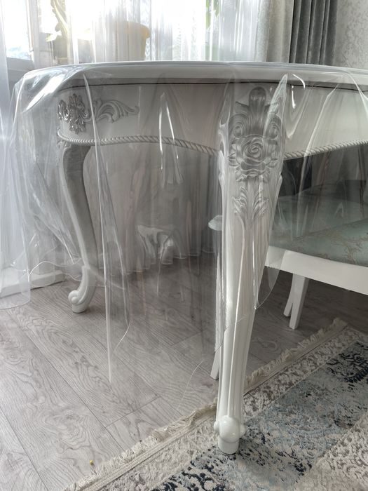 Стол для гостиный