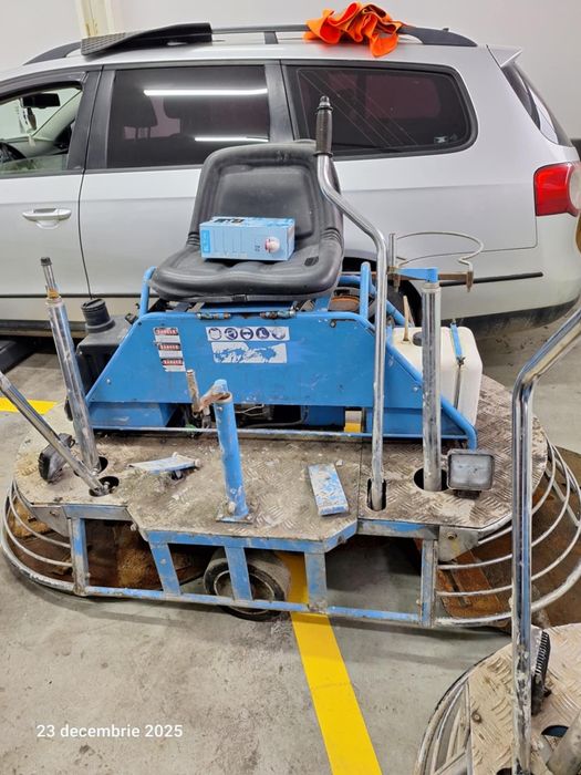 Vând șlefuitor de beton