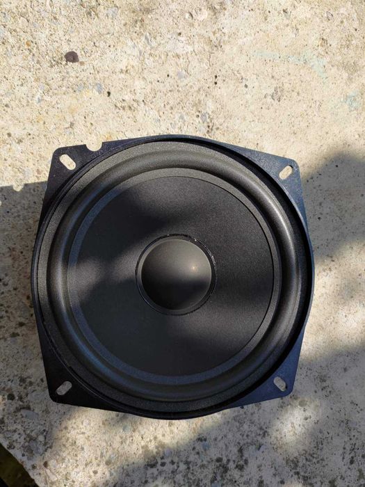 Части от предна броня за Ауди A4 B7 и суббуфер